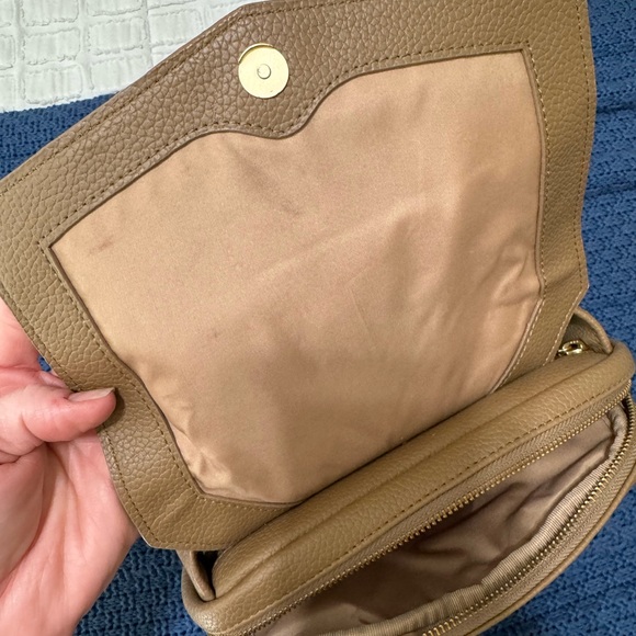 Fawn Freshly Picked leather bumbag - Picture 3 of 6